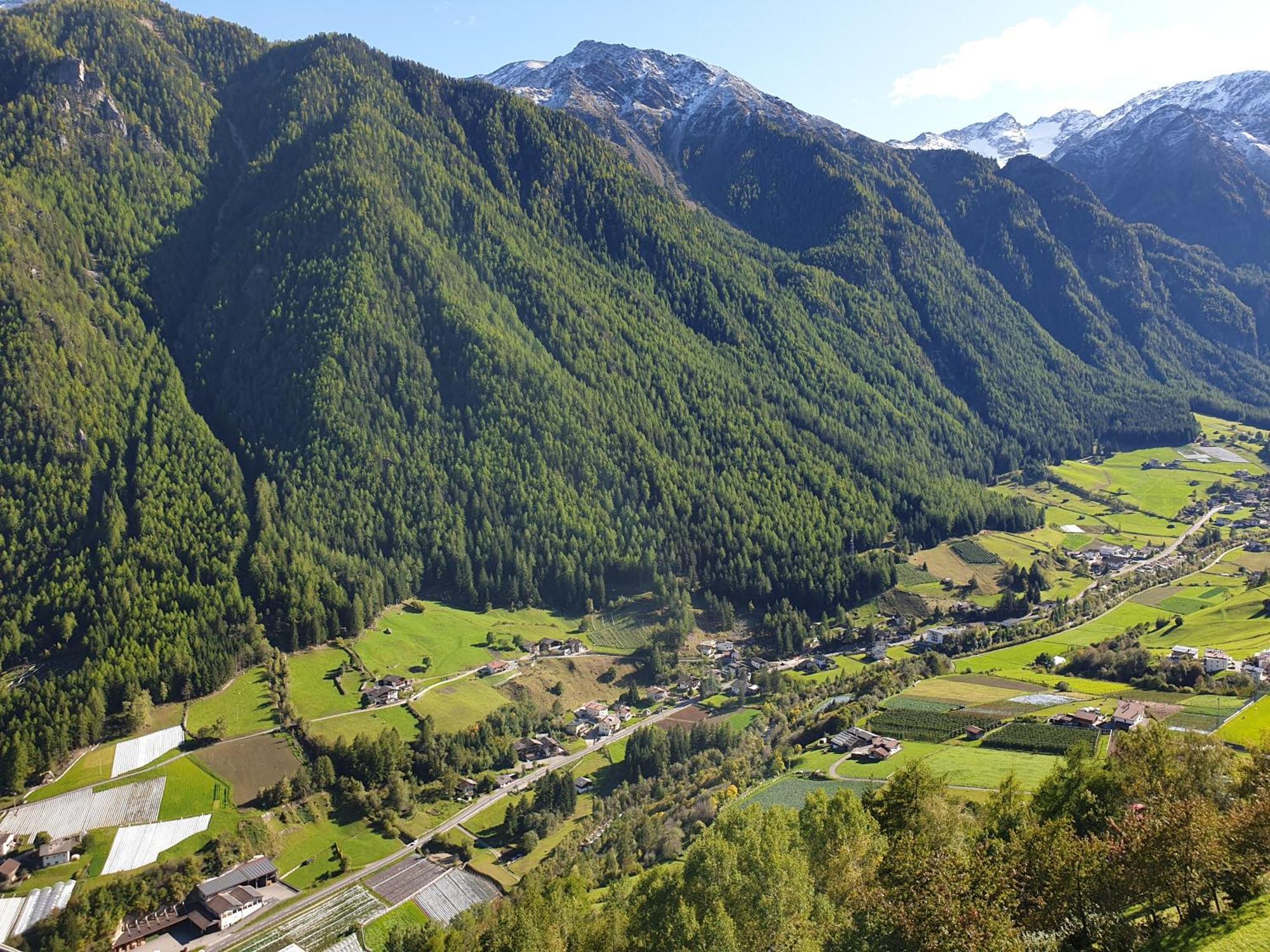 Alpenblick Lodge Tscholl Martello Exterior foto